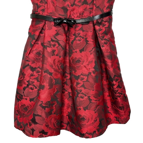 *RELISTED* The Children’s Place Red Jacquard Belted Dress Girls Size 10 - Picture 5 of 15